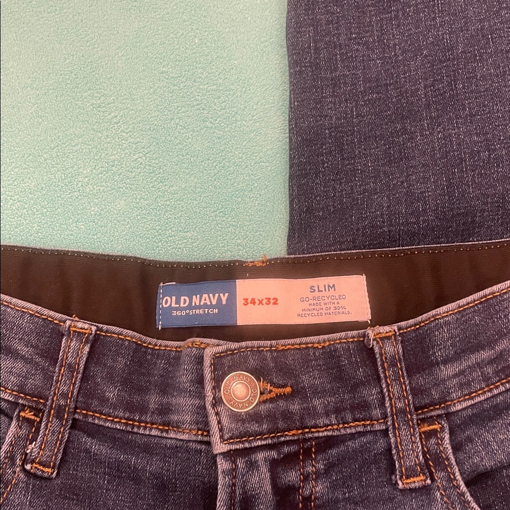 Old Navy 360 degree stretch Slim jeans size 34x32 - Picture 3 of 5